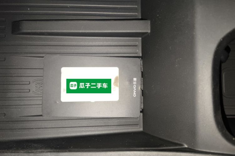 乐道L60 2024款 60kWh 后驱版中控内饰7001