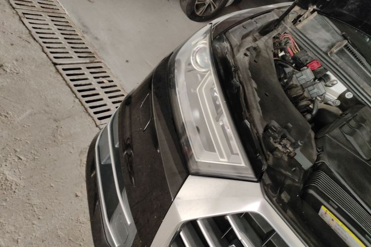 奥迪Q7 2016款 45 TFSI 技术型车身外观8