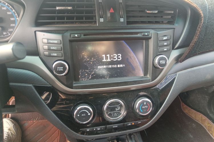 海马M6 2017款 1.5T CVT豪华型局部细节16