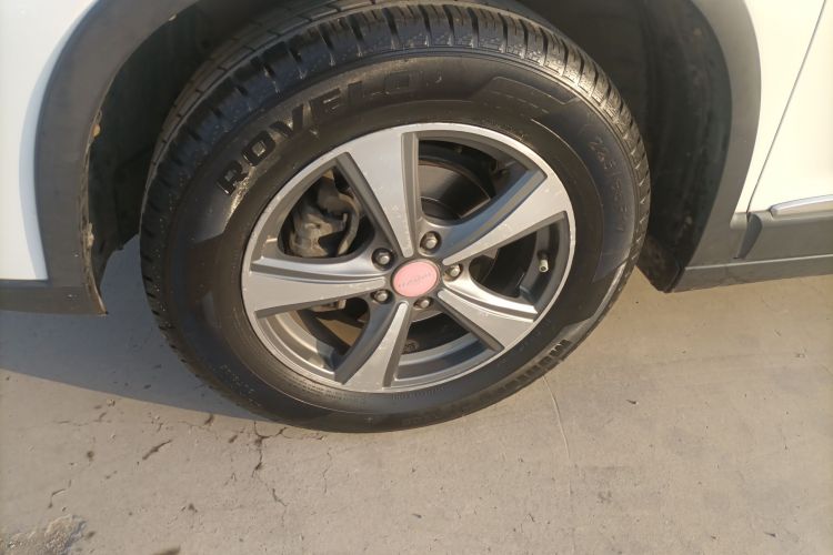 哈弗H6 2013款 运动版 1.5T 手动两驱精英型车身外观6007