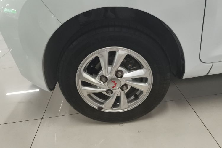 五菱汽车 宏光MINIEV 2020款 悦享款 磷酸铁锂车身外观6007