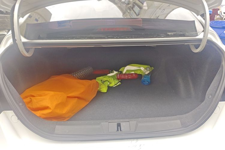 吉利汽车 帝豪 2021款 UP 1.5L CVT豪华型中控内饰23