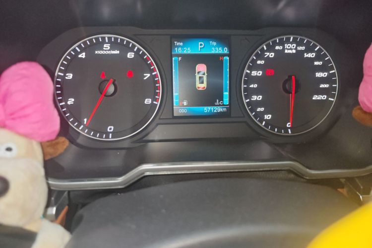 众泰T700 2017款 1.8T 双离合尊享型中控内饰15