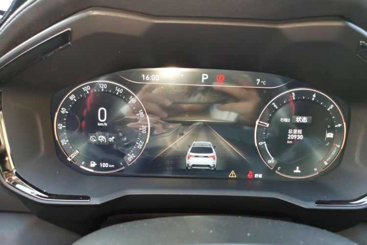 领克01 2021款 2.0TD 四驱暗夜版中控内饰14