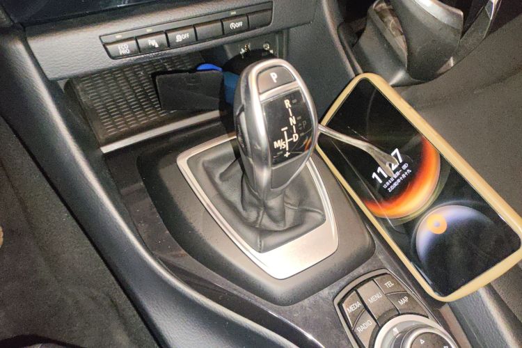 宝马X1 2015款 sDrive18i 领先晋级版中控内饰18