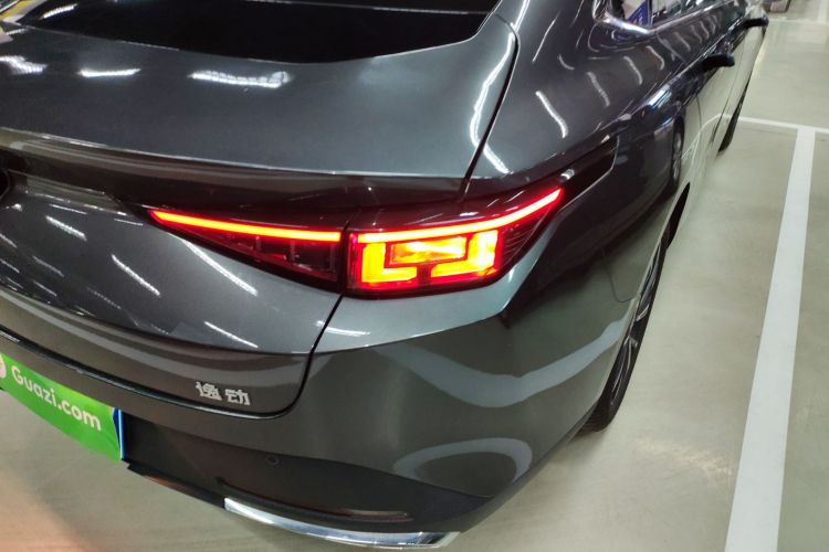 长安 逸动 2024款 1.5T GDI自动 旗舰型车身外观6006