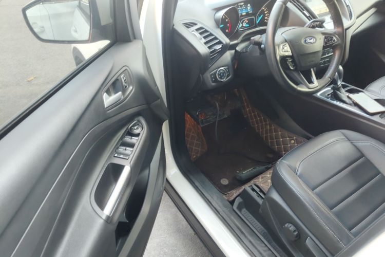 福特 翼虎 2019款 EcoBoost 180 两驱铂翼型 国VI中控内饰20