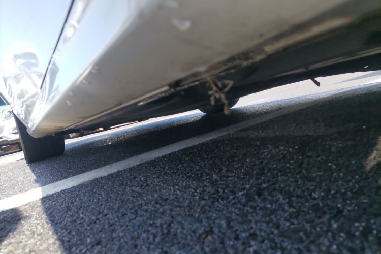 福特 福克斯 2022款 三厢 EcoBoost 180 自动ST Line机舱底盘30