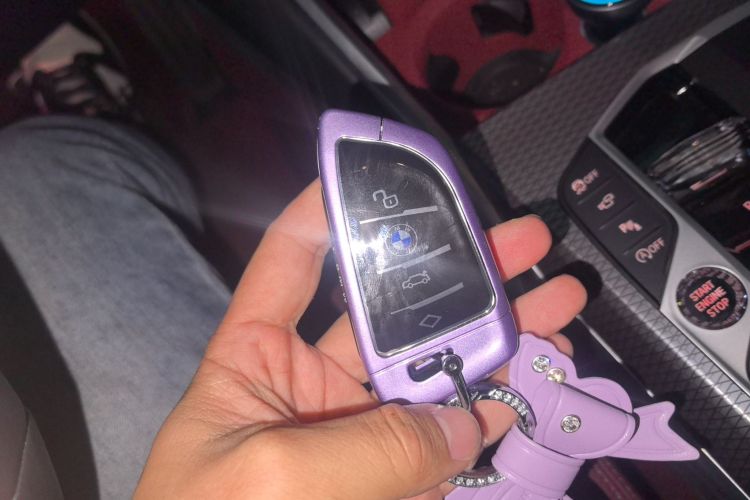 宝马4系 2024款 430i M运动曜夜套装中控内饰11