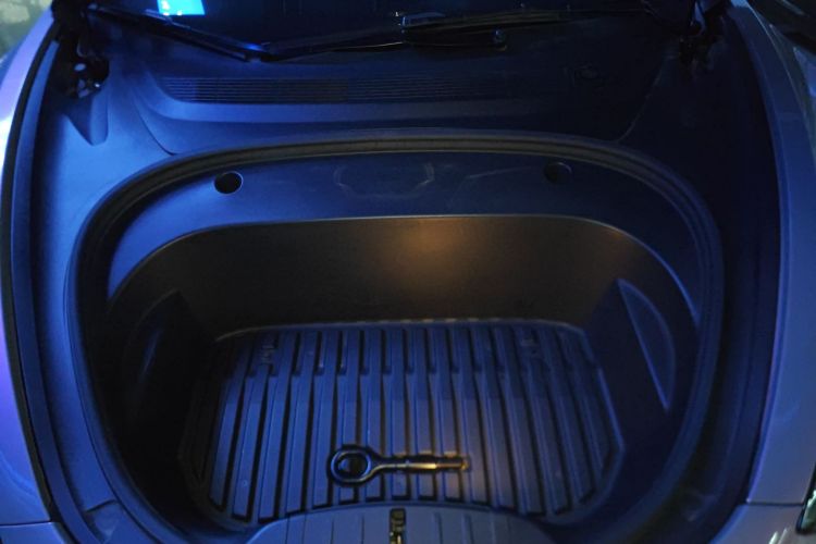 特斯拉 Model 3 2021款 标准续航后驱升级版 3D6机舱底盘24