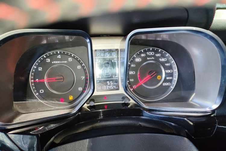 众泰 大迈X5 2015款 1.5T CVT地主型 国IV局部细节14