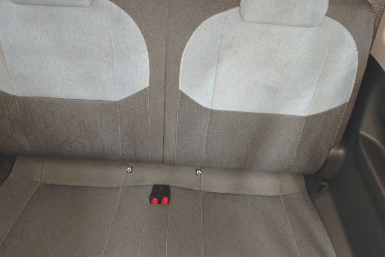 吉利银河 2023款 熊猫mini 200km 耐力熊中控内饰21