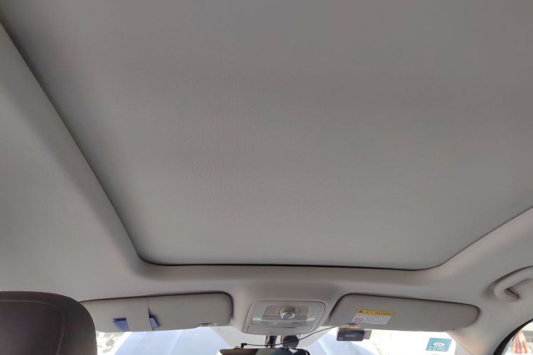 荣威RX8 2019款 30T 智联网两驱超群旗舰版局部细节22