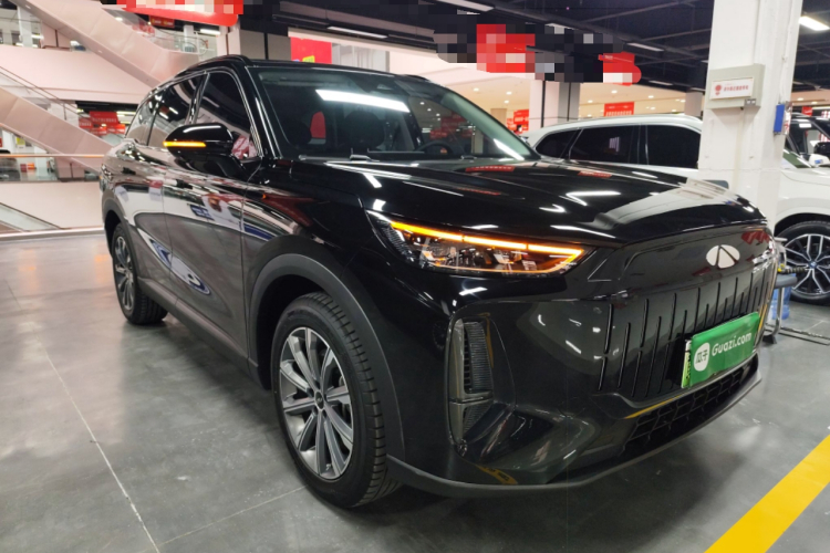 奇瑞 风云T9 2024款 120 长续航版舒适型 5座 磷酸铁锂车身外观3