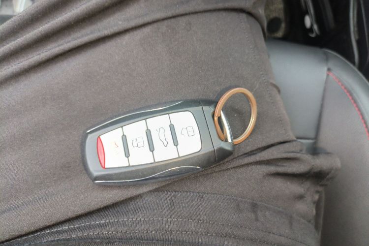 哈弗M6 2019款 1.5T 手动两驱精英型 国VI中控内饰7001