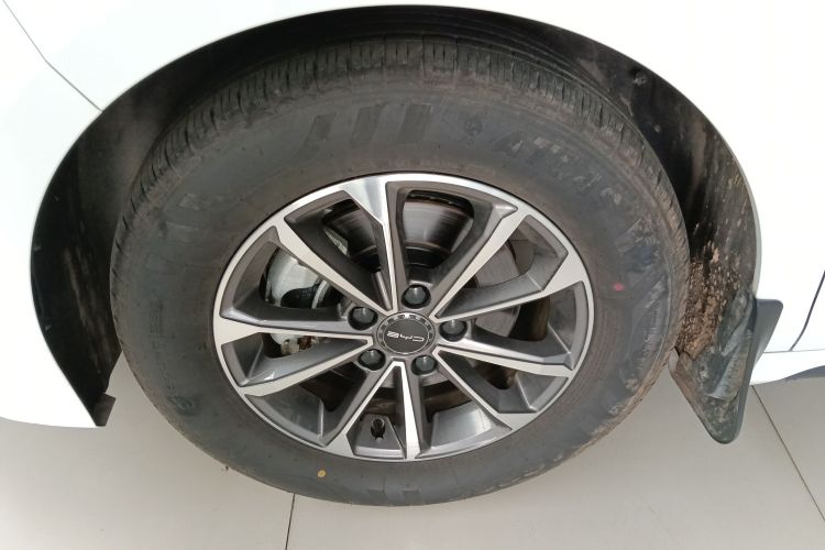 比亚迪 驱逐舰05 2024款 荣耀版 DM-i 55KM 豪华型车身外观6007