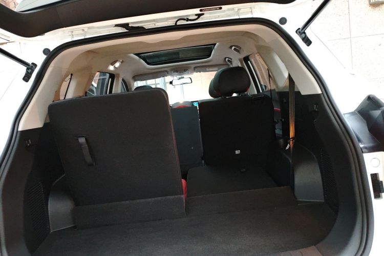 思皓X8 2021款 300T DCT领先智联版 7座局部细节23