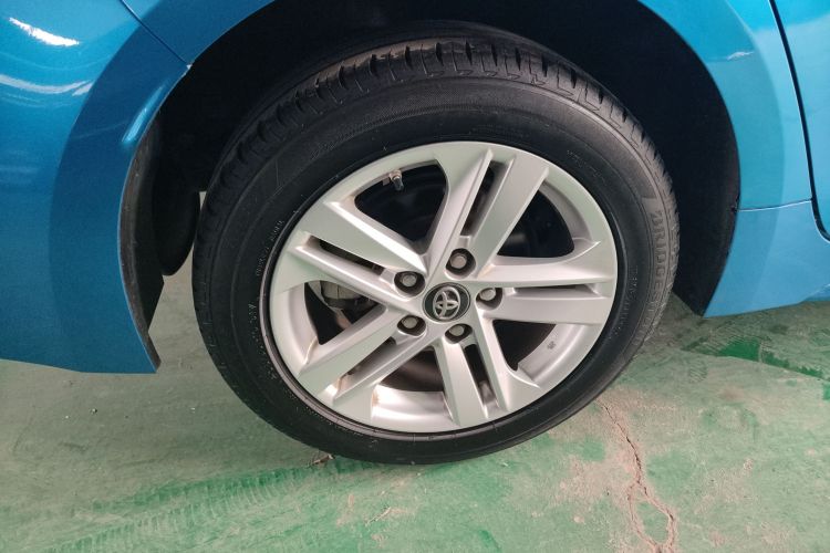 丰田 雷凌 2022款 185T CVT豪华版车身外观56