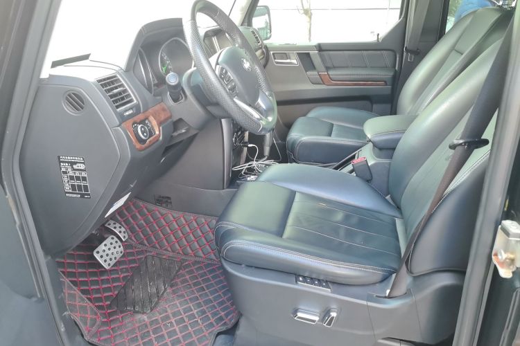 北京越野 北京BJ80 2016款 2.3T 自动尊贵版中控内饰20