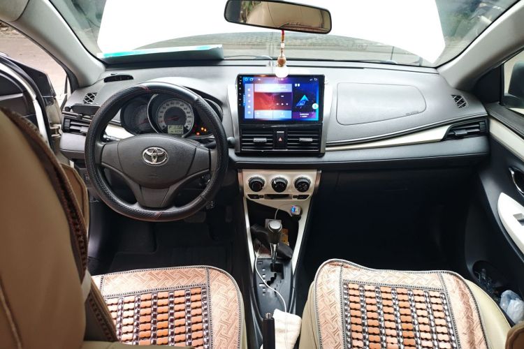 丰田 威驰 2016款 1.5L 自动智臻星耀版中控内饰7002