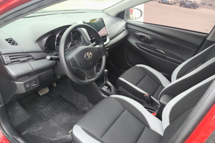 丰田 YARiS L 致炫 2020款 致炫X 1.5L CVT领先版中控内饰7003