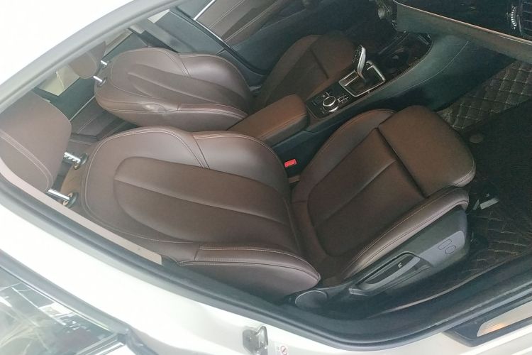 宝马1系 2022款 120i M运动曜夜版局部细节41