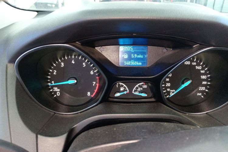 福特 福克斯 2015款 三厢 EcoBoost 125 自动超能风尚型中控内饰14