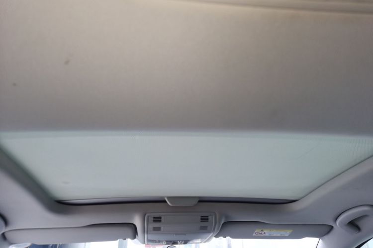 大众 高尔夫 2017款 1.6L 自动舒适百万辆纪念版中控内饰22