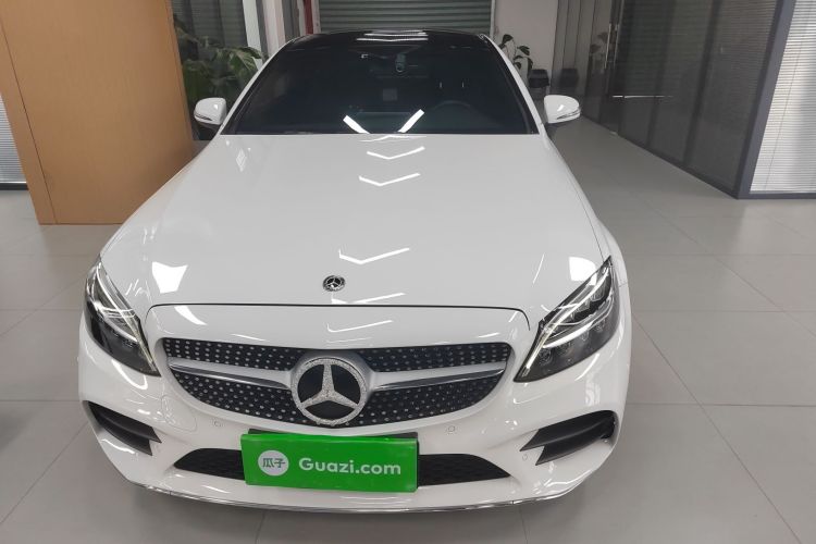 奔驰C级(进口) 2020款 C 260 轿跑车车身外观2