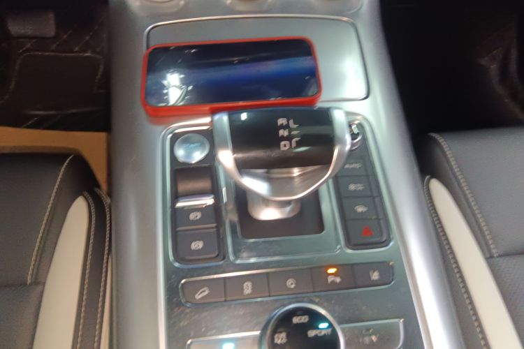 腾势X 2020款 PHEV运动版中控内饰18