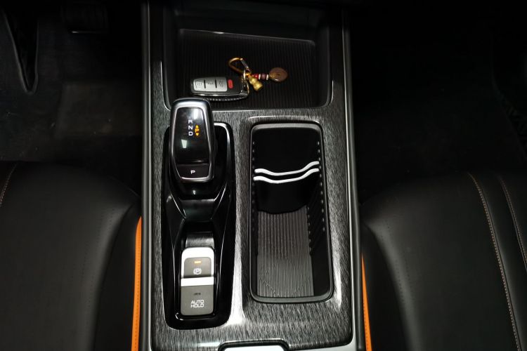 东风风神 奕炫MAX 2023款 1.5T 超炫潮爸版中控内饰18