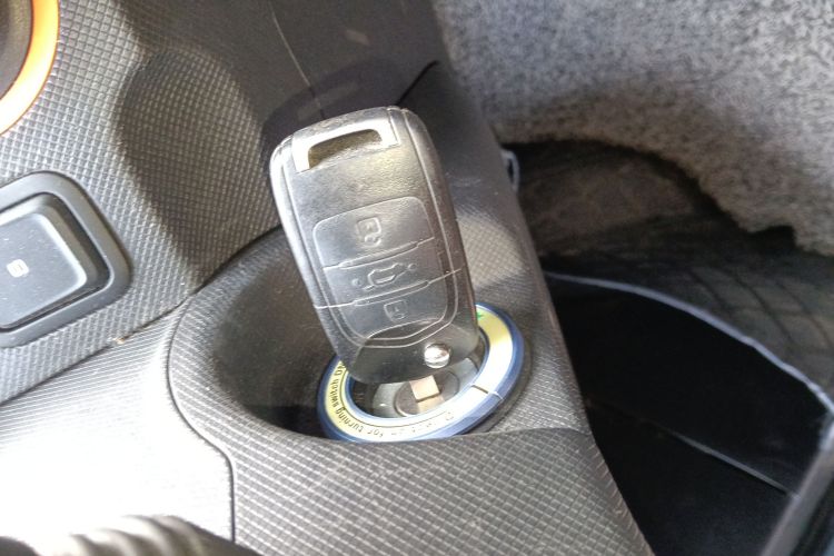 五菱汽车 宏光MINIEV 2020款 自在款 三元锂中控内饰11