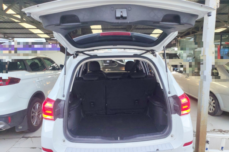 哈弗H6 2019款 运动版 1.5T 自动两驱精英型 国VI机舱底盘23