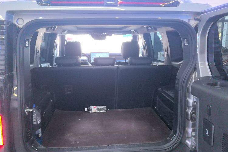 捷途旅行者 2023款 2.0T 四驱穿越PRO+机舱底盘23