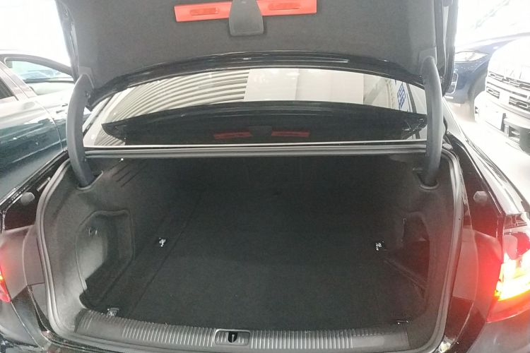 奥迪A4L 2022款 40 TFSI 时尚动感型局部细节23