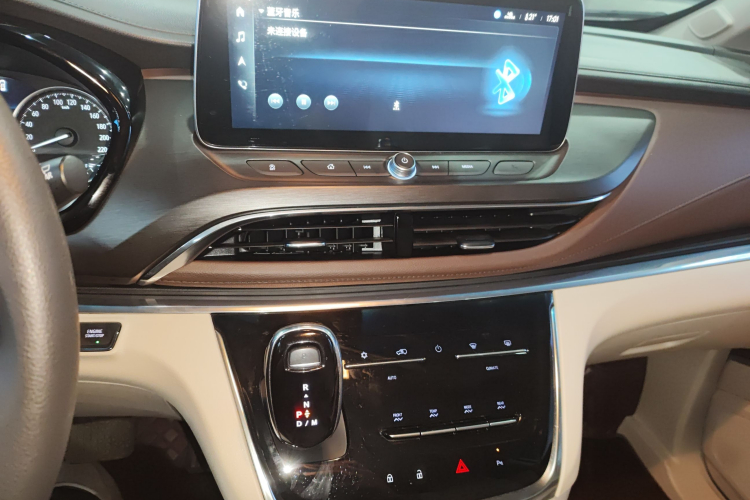 别克GL8 2023款 陆上公务舱 智享型中控内饰16