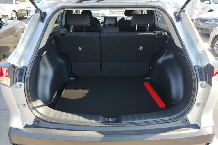 丰田 锋兰达 2022款 2.0L CVT精英版局部细节23