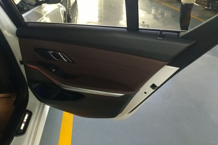 宝马3系 2021款 325Li M运动套装中控内饰45