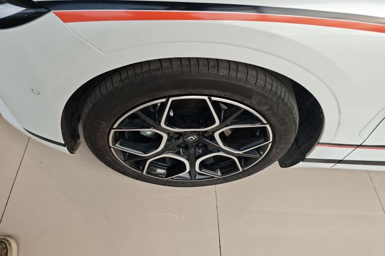 长安启源A07 2025款 蓝鲸增程版 230旗舰型车身外观6006