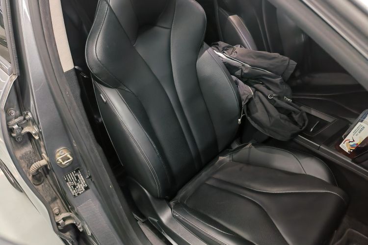 小鹏G3 2021款 G3i 460N局部细节41