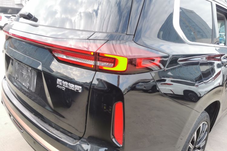 星途揽月 2021款 400T 四驱星尊Pro版 7座车身外观9