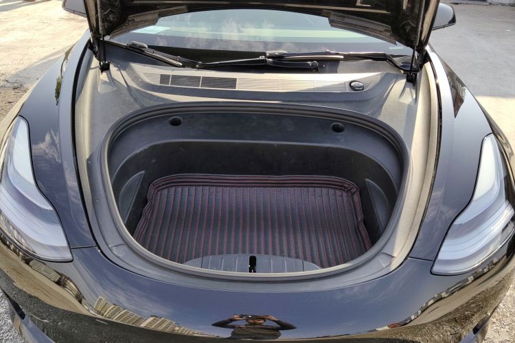 特斯拉 Model 3 2021款 标准续航后驱升级版机舱底盘24