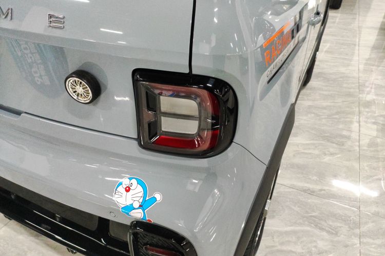 吉利银河 2024款 200km 熊猫卡丁车身外观9