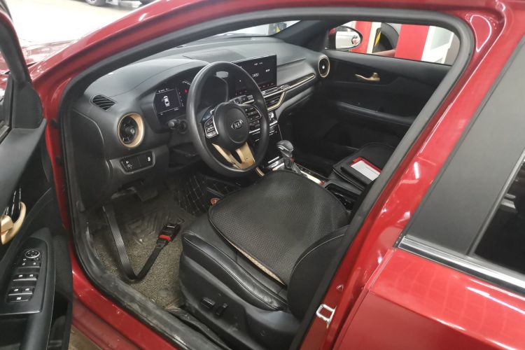 起亚K3 2019款 1.5L CVT智享互联版中控内饰7003