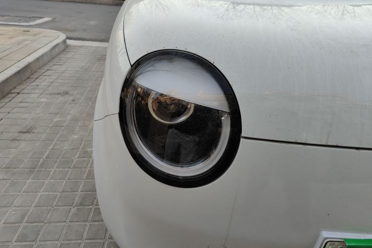 长安启源 长安Lumin 2023款 301km 蜜沁款车身外观8