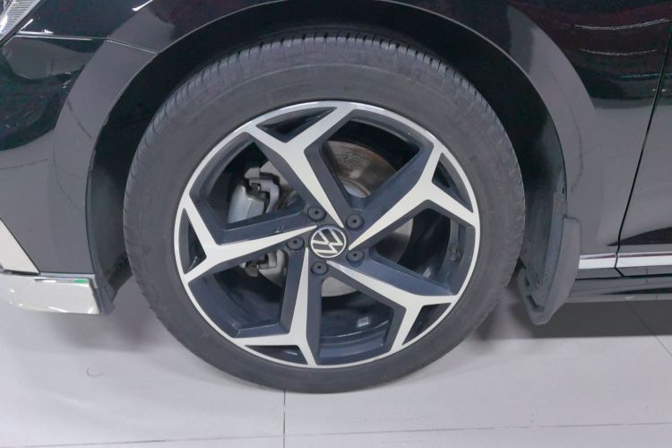 大众 迈腾 2023款 200万辆纪念版 330TSI DSG领先型车身外观6007