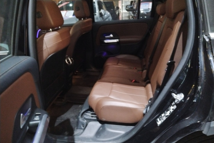 奔驰GLB 2021款 GLB 200 时尚型中控内饰21