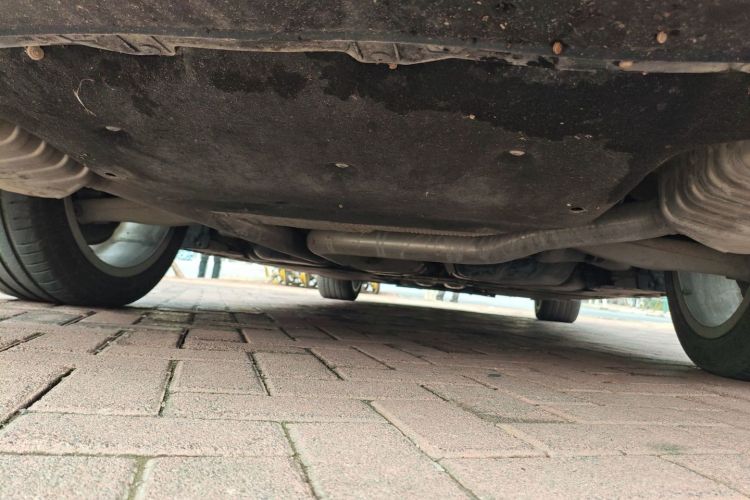 奥迪A8 2016款 A8L 45 TFSI quattro舒适型局部细节9009