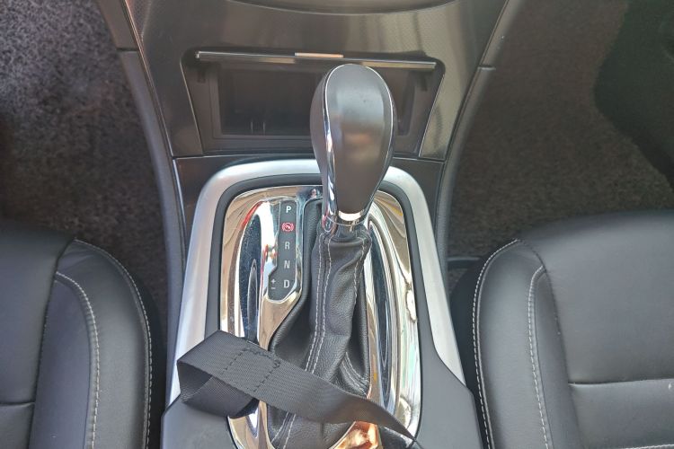 别克 君威 2014款 1.6T 时尚技术型局部细节18