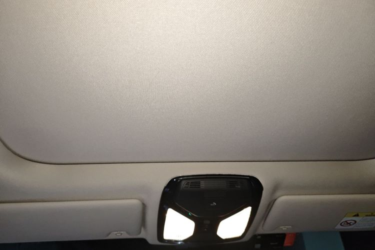 宝马3系 2020款 325Li M运动套装局部细节22